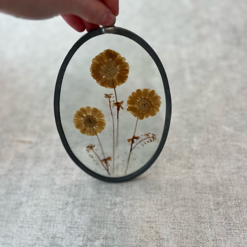 Oval Pressed Flower Wall Art - Picture 3 of 5